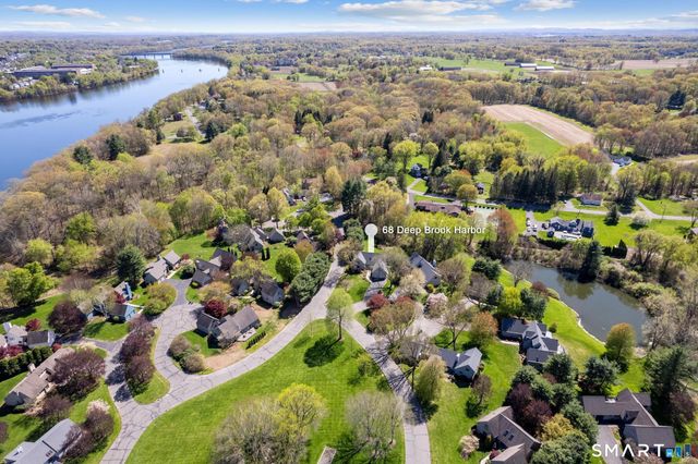 68 Deep Brook Harbor 68, Suffield, CT 06078