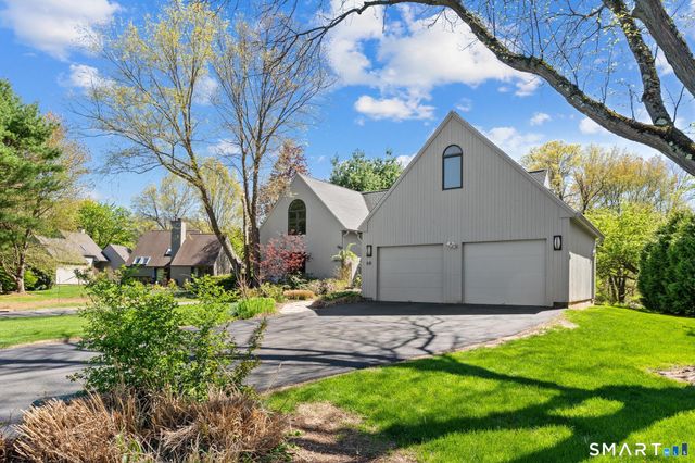 68 Deep Brook Harbor 68, Suffield, CT 06078