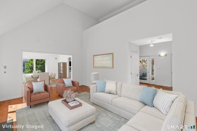 68 Deep Brook Harbor 68, Suffield, CT 06078
