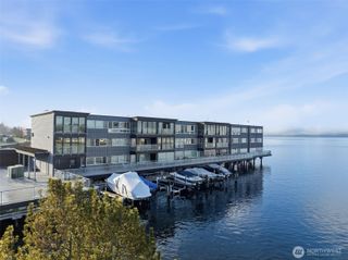 515 S Lake Street #204, Kirkland, WA 98033