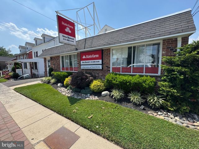 438 N EASTON RD, Glenside, PA 19038
