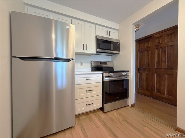 25 Crownview D, Hamburg, NY 14075