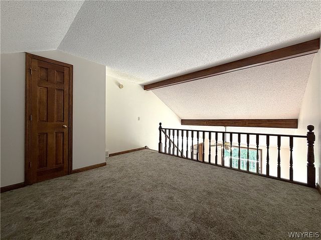 25 Crownview D, Hamburg, NY 14075