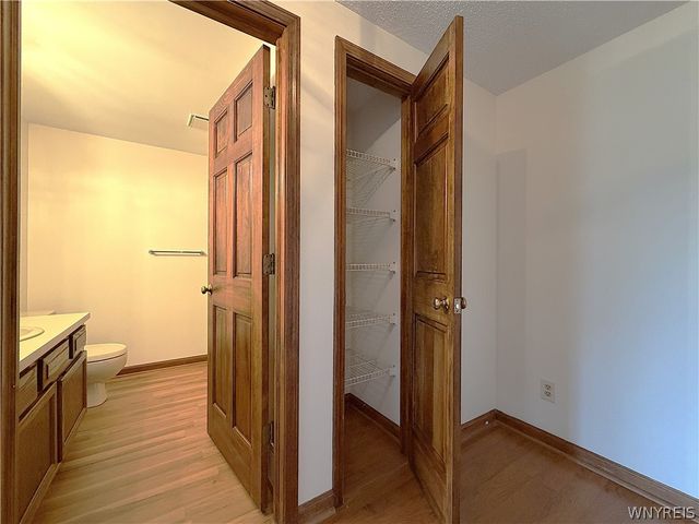 25 Crownview D, Hamburg, NY 14075