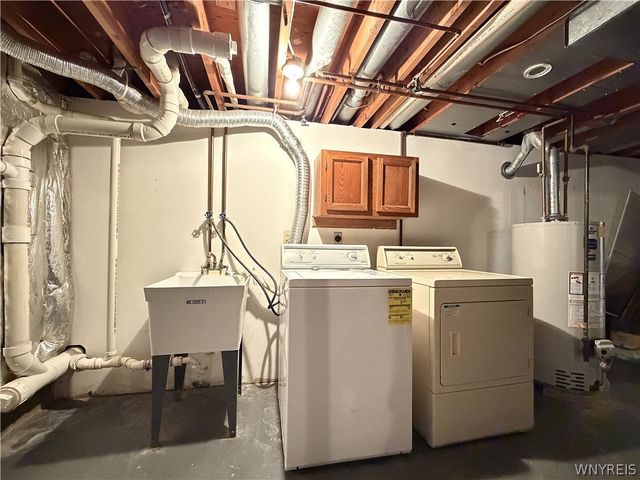 25 Crownview D, Hamburg, NY 14075