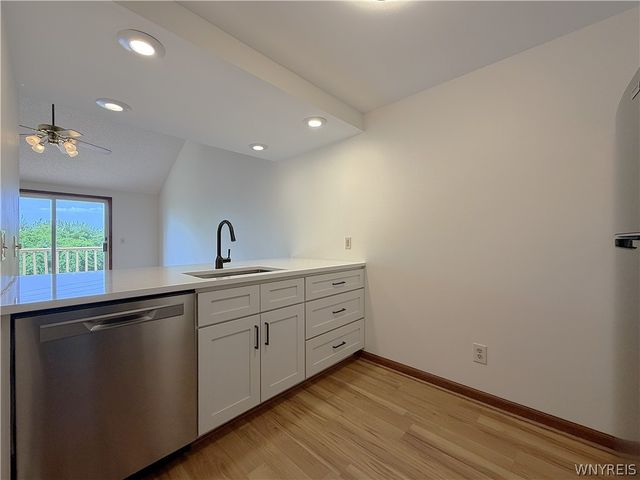 25 Crownview D, Hamburg, NY 14075
