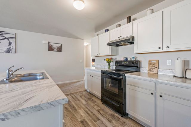 520 Dundalk Dr., Conway, SC 29526