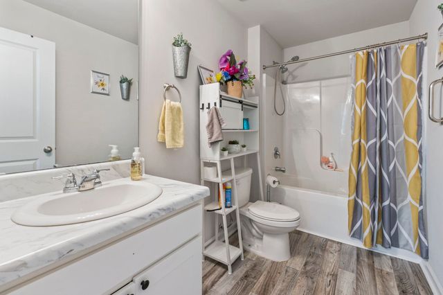 520 Dundalk Dr., Conway, SC 29526