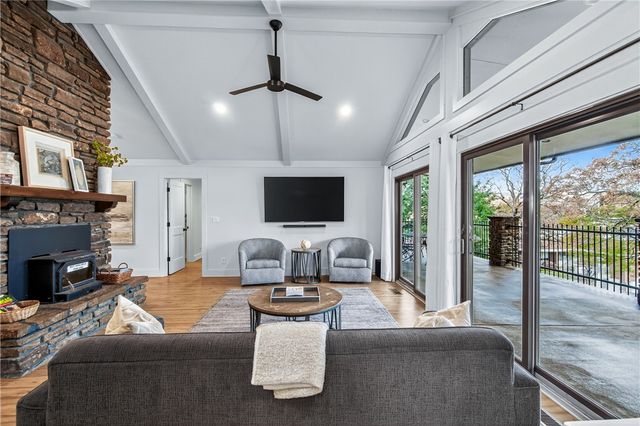 426 N Oliver Avenue, Fayetteville, AR 72701