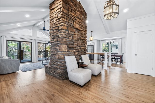 426 N Oliver Avenue, Fayetteville, AR 72701