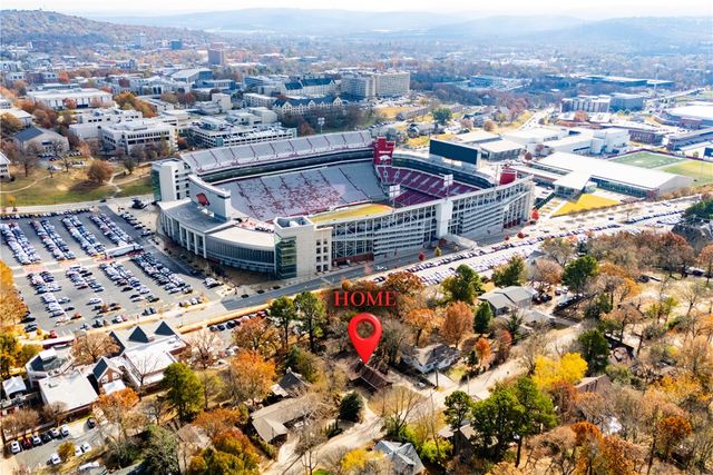 426 N Oliver Avenue, Fayetteville, AR 72701