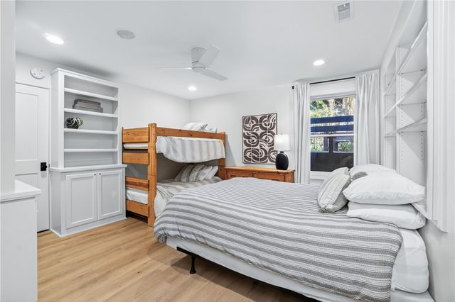 426 N Oliver Avenue, Fayetteville, AR 72701