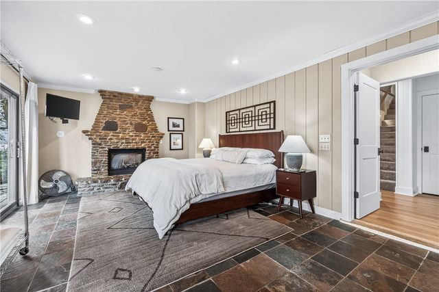 426 N Oliver Avenue, Fayetteville, AR 72701