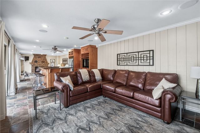 426 N Oliver Avenue, Fayetteville, AR 72701