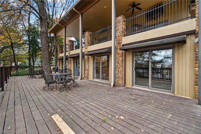 426 N Oliver Avenue, Fayetteville, AR 72701