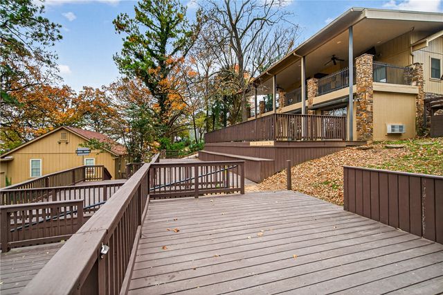 426 N Oliver Avenue, Fayetteville, AR 72701