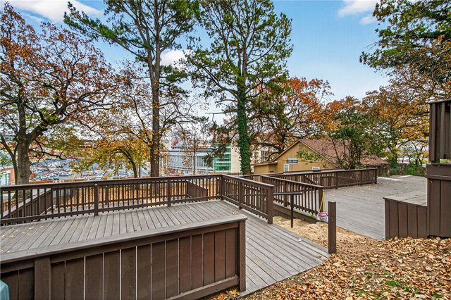 426 N Oliver Avenue, Fayetteville, AR 72701