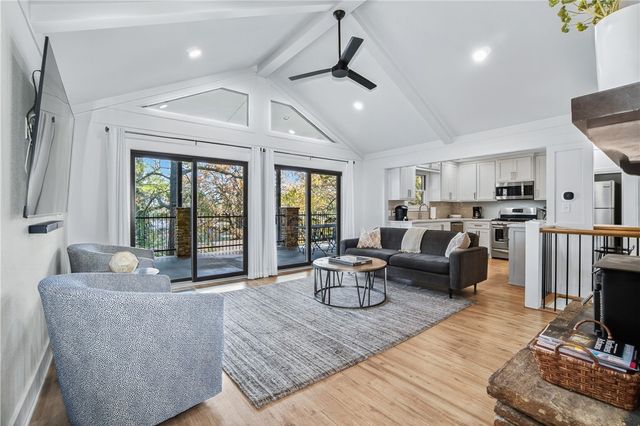 426 N Oliver Avenue, Fayetteville, AR 72701