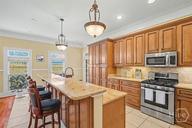 1007 Lincoln Street, Savannah, GA 31401