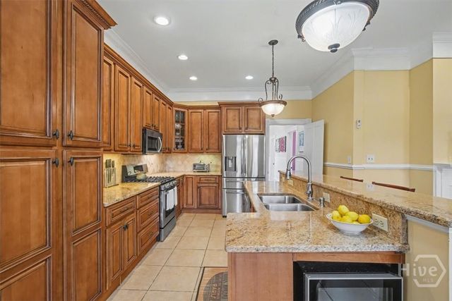 1007 Lincoln Street, Savannah, GA 31401