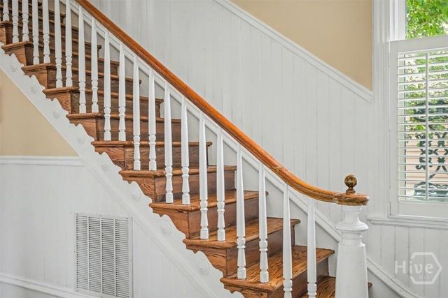 1007 Lincoln Street, Savannah, GA 31401