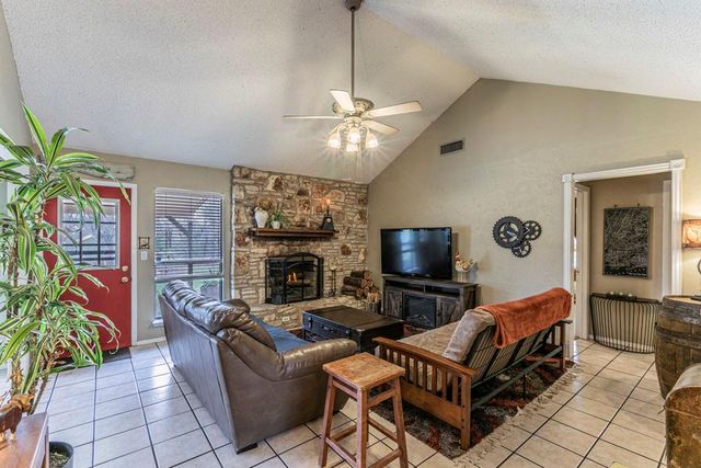 302 S Mount Rushmore DR, Cedar Park, TX 78613
