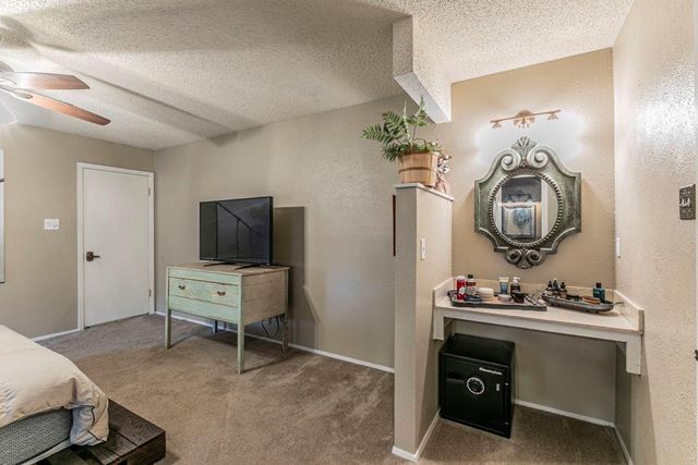 302 S Mount Rushmore DR, Cedar Park, TX 78613