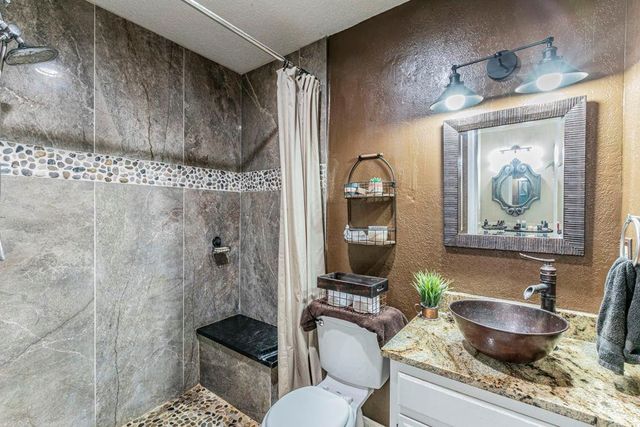 302 S Mount Rushmore DR, Cedar Park, TX 78613