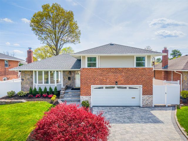 19 Birchwood Park Drive, Syosset, NY 11791