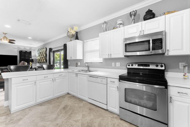 11125 NW 34th Ct, Coral Springs, FL 33065