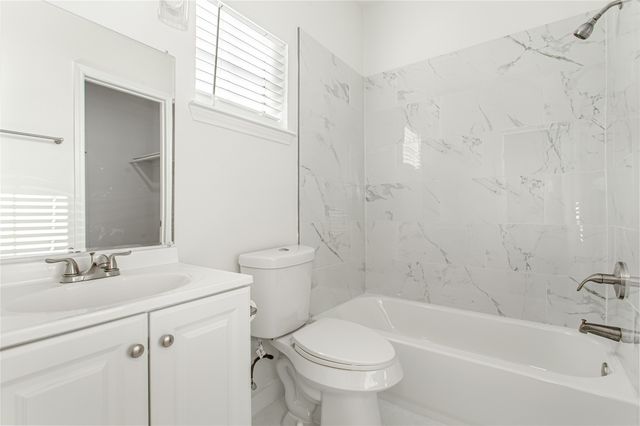 4713 Virginia Avenue E, Dallas, TX 75204