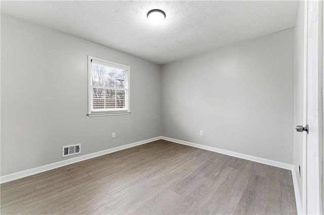 1350 Grayland Hills DR, Lawrenceville, GA 30043