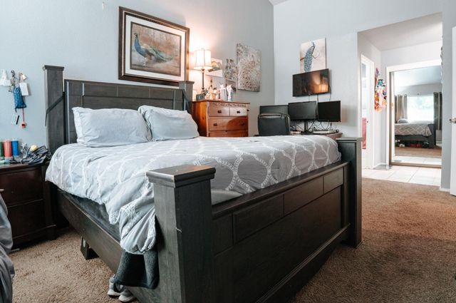 2323 Shropshire Dr, Stockton, CA 95209