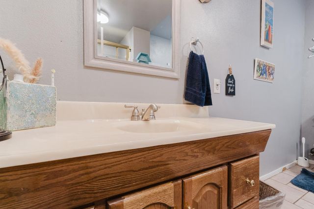 2323 Shropshire Dr, Stockton, CA 95209