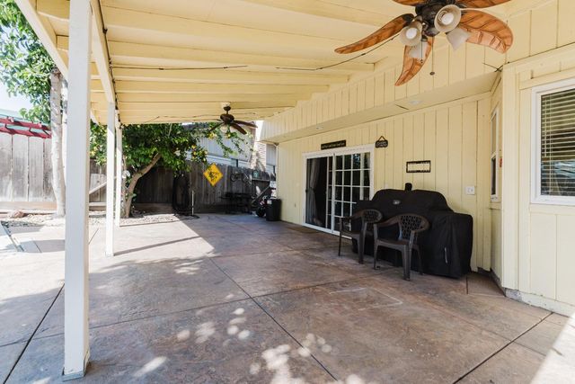 2323 Shropshire Dr, Stockton, CA 95209