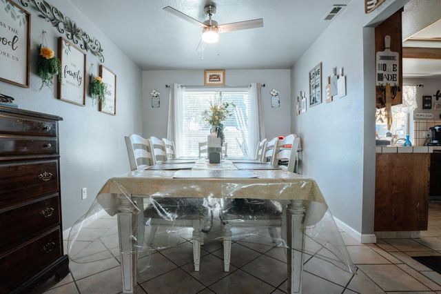 2323 Shropshire Dr, Stockton, CA 95209