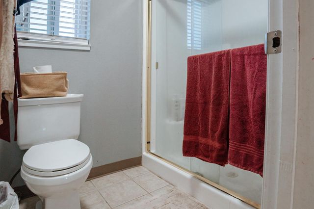 2323 Shropshire Dr, Stockton, CA 95209