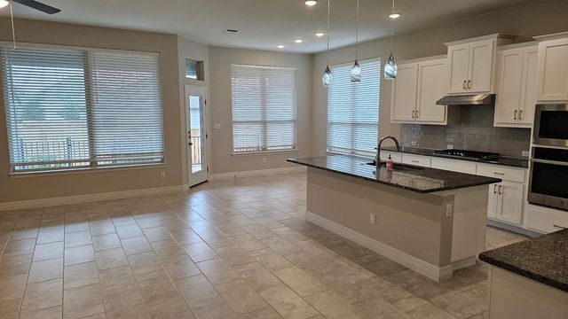 712 Muster BND, Georgetown, TX 78626