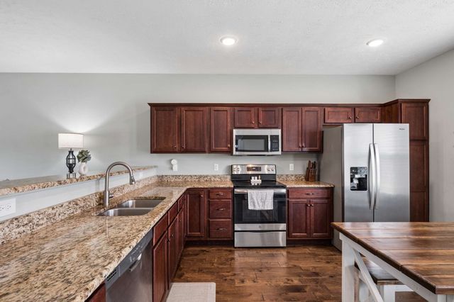 337 Providence Dr, Lebanon, TN 37087