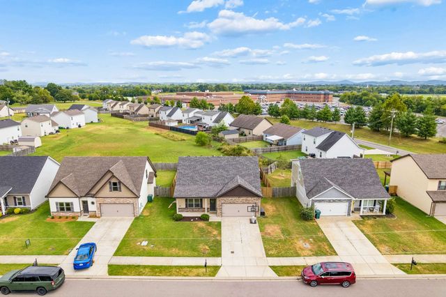 337 Providence Dr, Lebanon, TN 37087