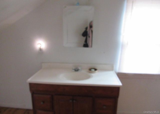 19 Old Post Road, Esopus, NY 12429