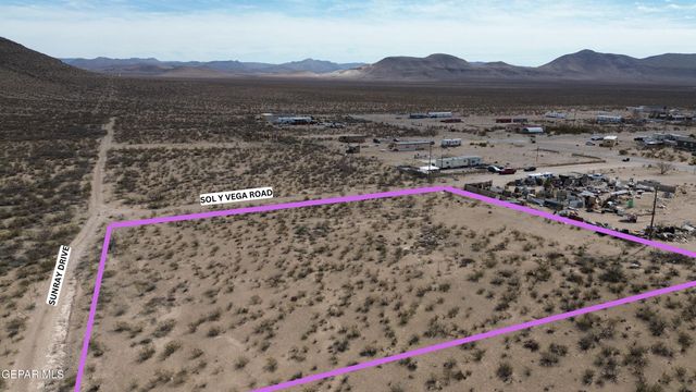 15538 Sunray Drive, El Paso, TX 79938