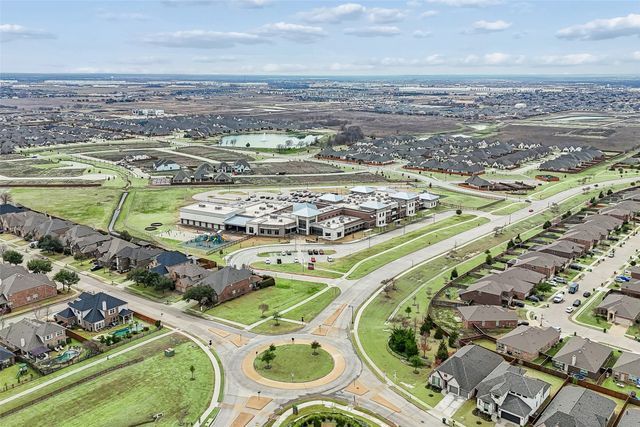 2060 Glaston Road, Forney, TX 75126