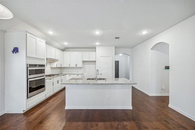 2060 Glaston Road, Forney, TX 75126