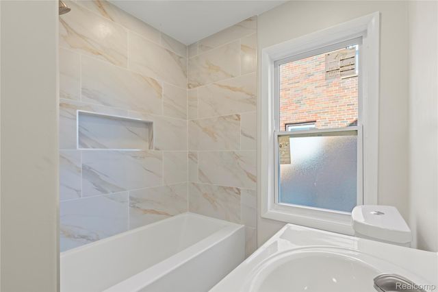 17444 Beech Daly Road, Redford Charter Township, MI 48240