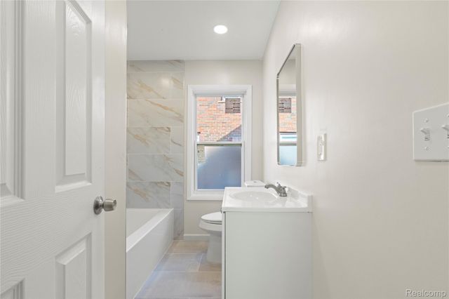 17444 Beech Daly Road, Redford Charter Township, MI 48240