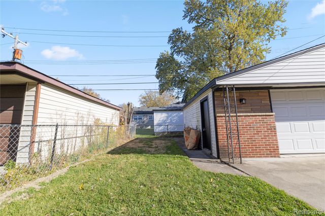 17444 Beech Daly Road, Redford Charter Township, MI 48240