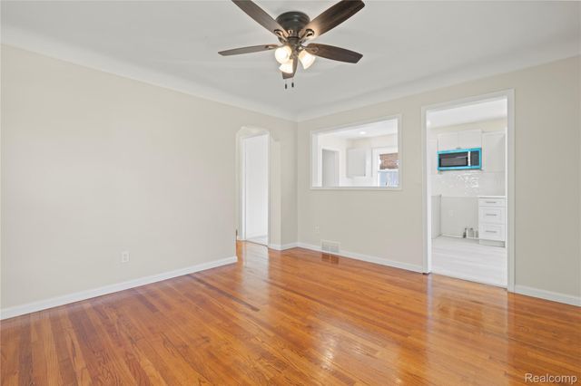 17444 Beech Daly Road, Redford Charter Township, MI 48240