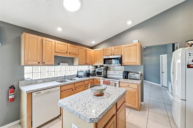 4201 PACIFICA DRIVE, Orlando, FL 32817