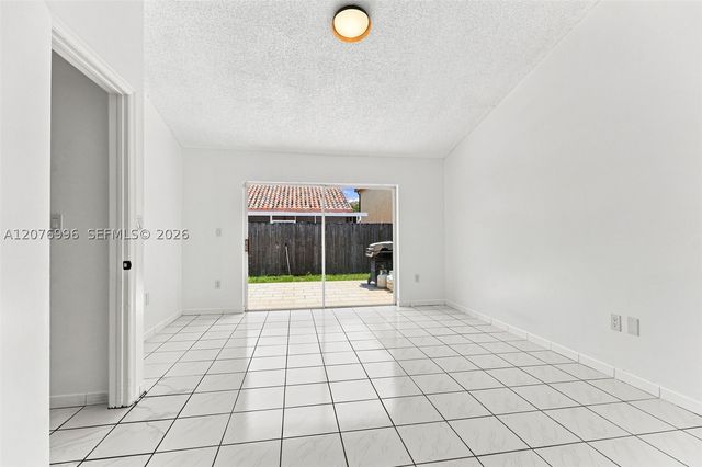 19181 NW 89th Ave 1, Hialeah, FL 33018